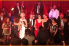 Con música en vivo se pre-estrena la serie 