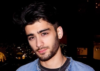 NEW YORK, NY - DECEMBER 09: Zayn Malik seen on the streets of Manhattan on December 9, 2016 in New York City. (Photo by James Devaney/GC Images)