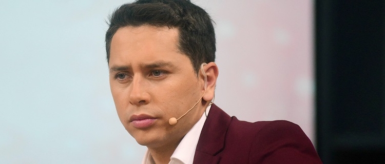 30 de noviembre de 2018/SANTIAGOLos matinales de Televisión dan el punta pie inicial para la teletón con la Matinaton, encabezada por Don Francisco. Karol Lucero.FOTO: SEBASTIAN BELTRAN GAETE/AGENCIAUNO