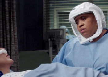 GREY’S ANATOMY - “Fight the Power” – Bailey panics as she hears there has been a surge of COVID-19 cases, knowing she has loved ones in an assisted living facility. Meanwhile, Jackson and Richard team up against Catherine to teach her a lesson, and Teddy continues to try to mend her frayed relationships. After an intense surgery, Jo is uncertain about her future on an all-new episode of “Grey’s Anatomy,” THURSDAY, DEC. 10 (9:00-10:01 p.m. EST), on ABC. (ABC)CHANDRA WILSON