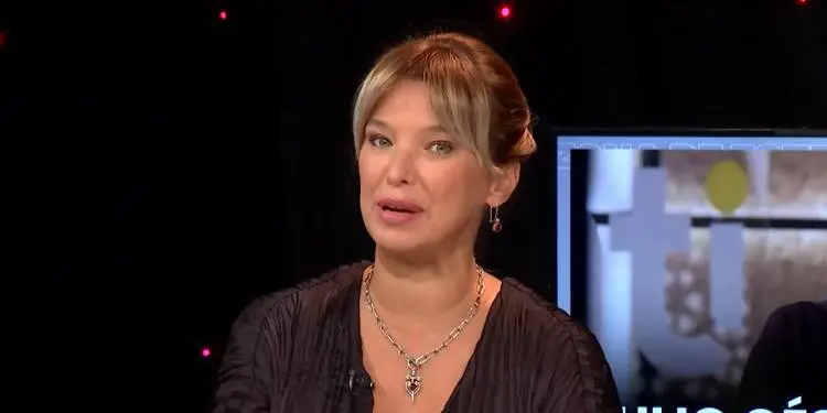 Claudia Schmidt culpa a camila andrade