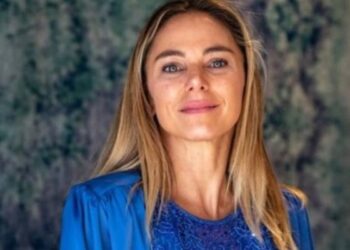 Muestras de apoyo a Mariana Derderián