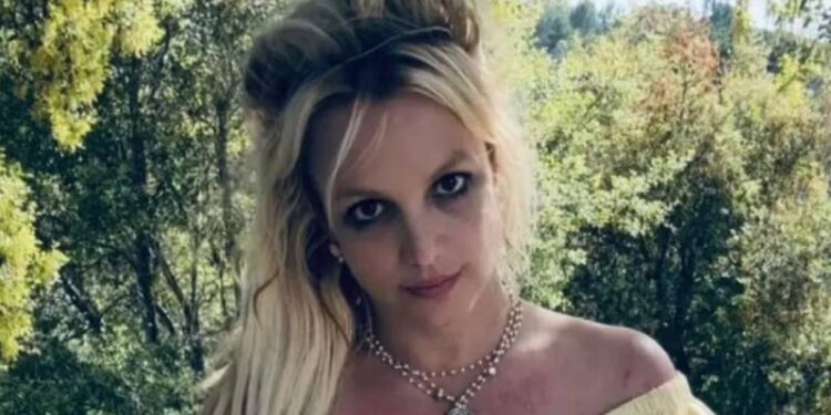 Britney Spears destacó a querida bailarina chilena.