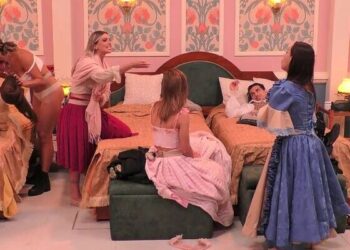 Pelea de Mariela y Faloon