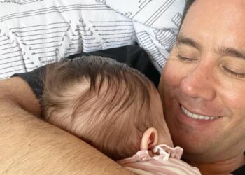 El animador y su hija Laura.