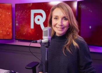 karen doggenweiler radio romántica