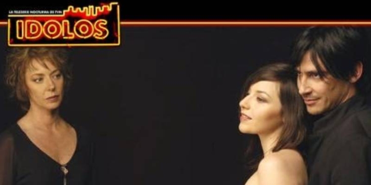 "Ídolos", la teleserie nocturna que debutó en el horario.