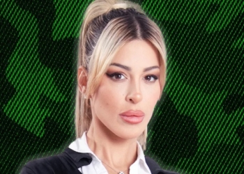 oriana renuncia palabra de honor