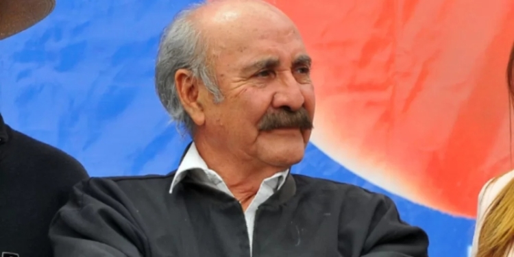 Homenaje a Fernando Farías