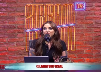 Natu Urtubias conduce el react de Mundos Opuetos