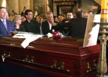 Luis Jara tuvo incómodo momento con Aníbal Sosa
