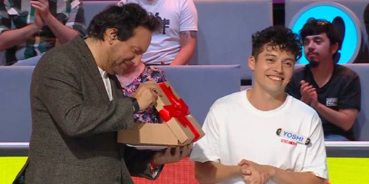 daniel fuenzalida regalo ahora caigo