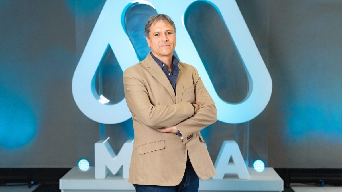 Javier Villanueva alza la voz tras despido de Mega