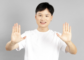 Yuhui Lee en Mundos Opuestos