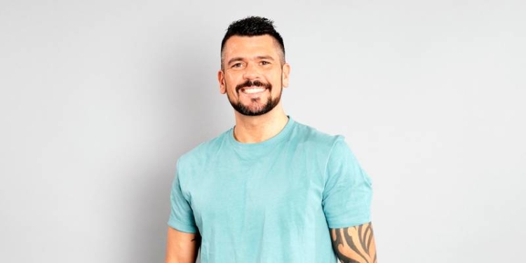 juan pedro mundos opuestos