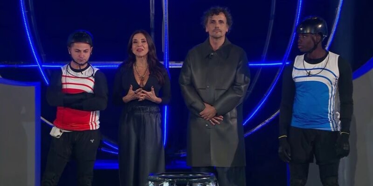 Duelo Princeso y Milfort Mundos Opuestos
