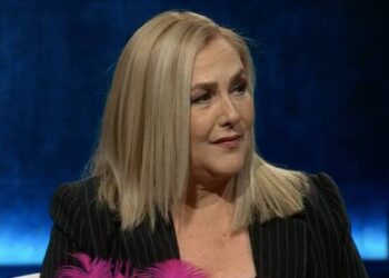 pamela jiles ausencia primer plano