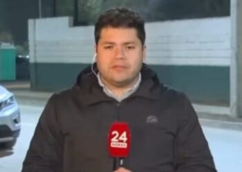 Periodista de TVN chascarro
