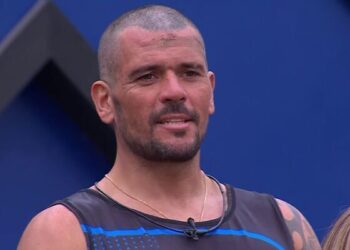 Elogios a Juan Pedro Verdier en Mundos Opuestos