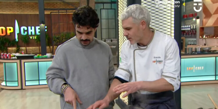 Coquetas reacciones por Ricardo Fernández en Top Chef VIP