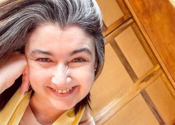 Paulina Urrutia reaparece con renovado look 
