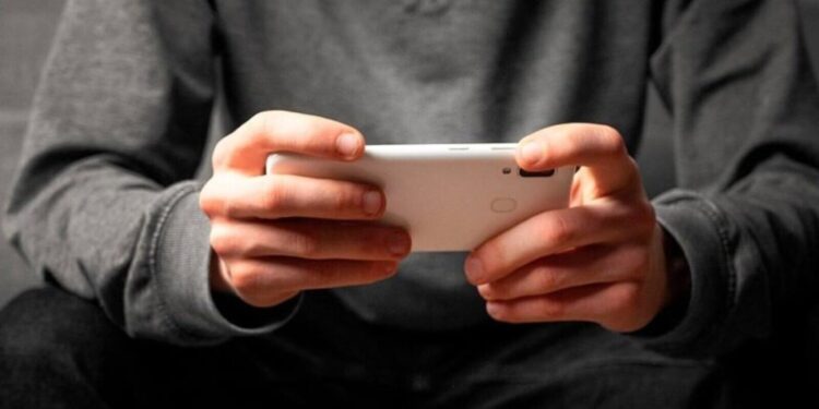 el consumo de pornografía en adolescentes puede causas trastornos en la adultez