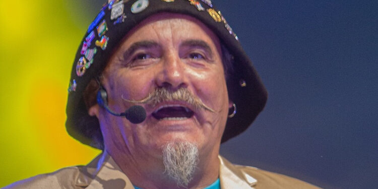 Paul Vásquez anuncia el fin de "El Flaco"