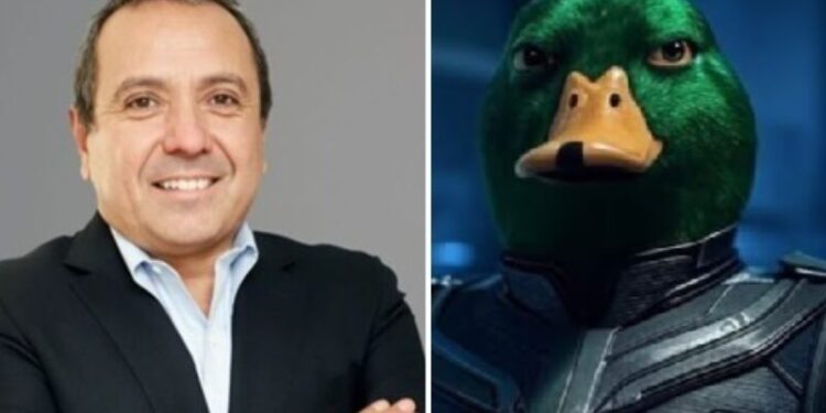 Director de Canal 13 es vinculado a red de bots