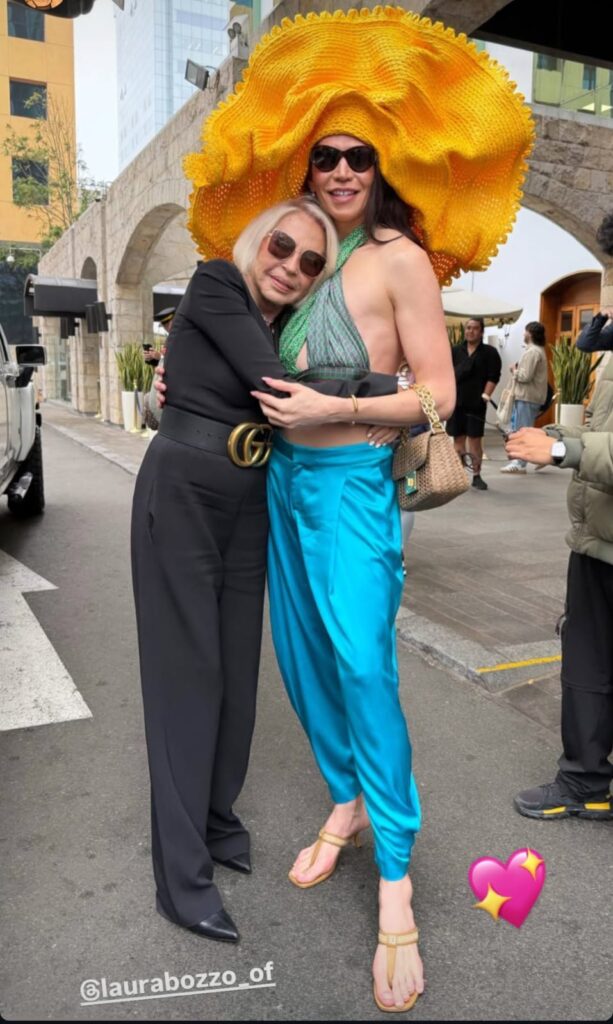 Di Mondo junto a Laura Bozzo