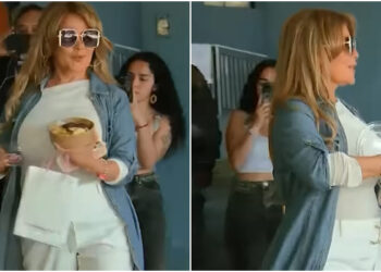 Video: Cathy Barriga intentó regalar galletas en local de votación 