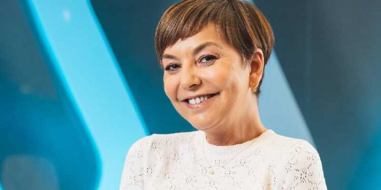 Francisca García-Huidobro renuncia mega