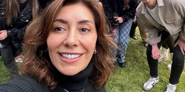 Periodista de Carmen Gloria a Tu Servicio anunció su embarazo.