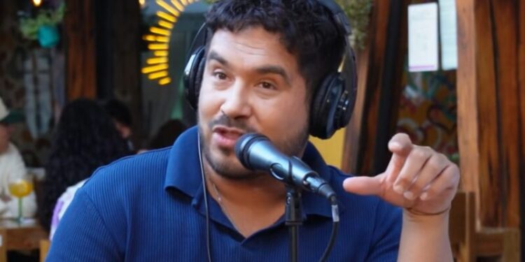 Gino Costa en "Amiga, ¿Supiste?".