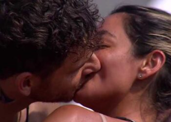 evelyn eyal mundos opuestos