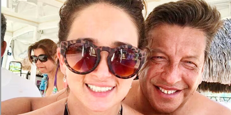 Camila Nash arremete contra la,pareja de Julio César Rodríguez