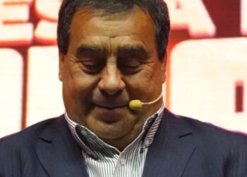 Dino Rebolledo.