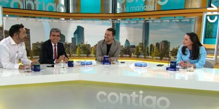 Periodista de Contigo en la Mañana