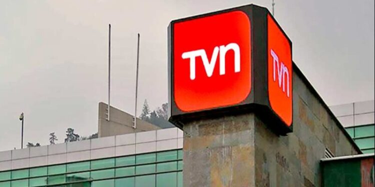 Periodista de TVN.
