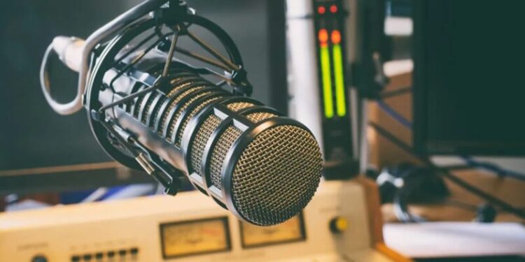 Locutor radial es agredido.