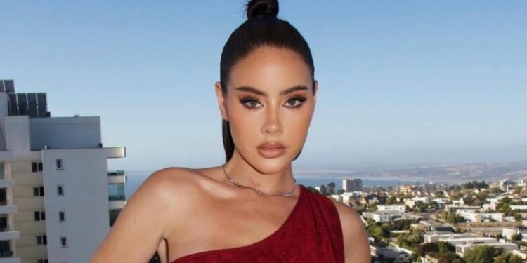 Ignacia Michelson dejó Miss Universo Chile
